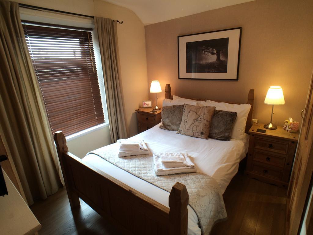 Ty Rosa Rooms Cardiff Esterno foto