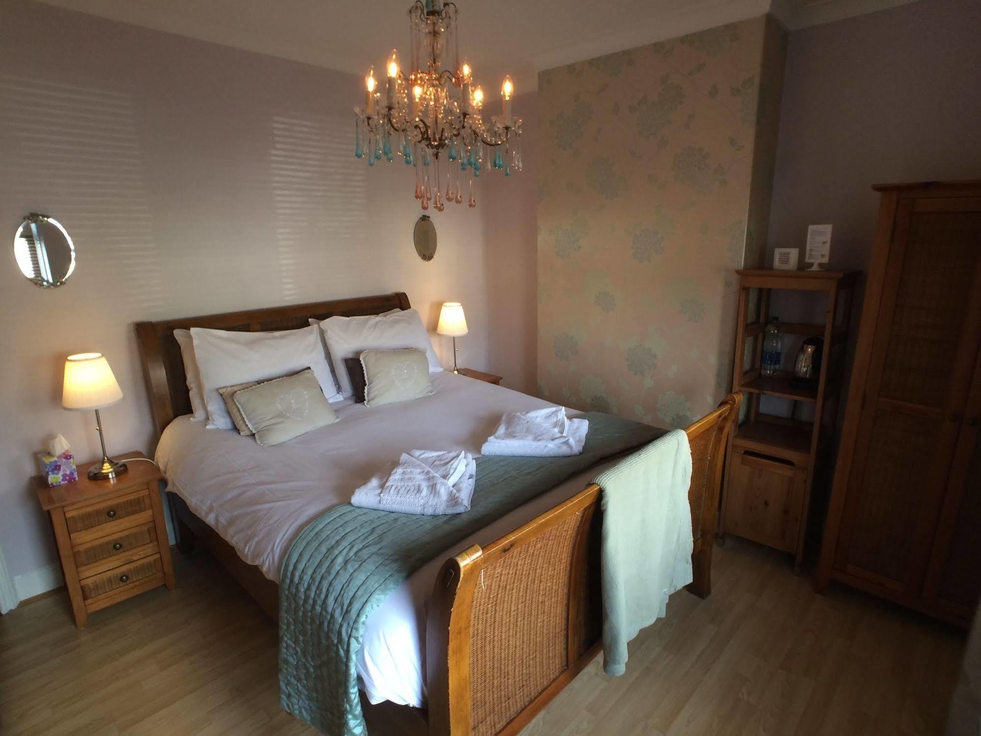Ty Rosa Rooms Cardiff Esterno foto